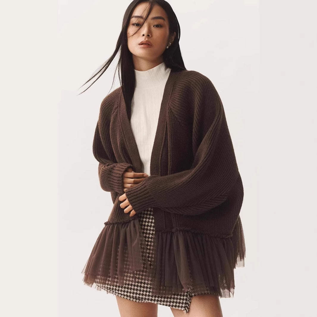 Effortlessly Elegant Cardigan with a Timeless Design