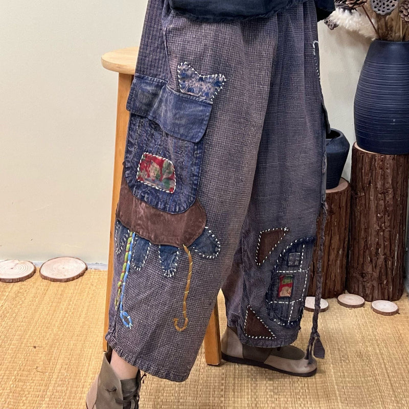 Classic Vintage Pants with a Flattering Fit
