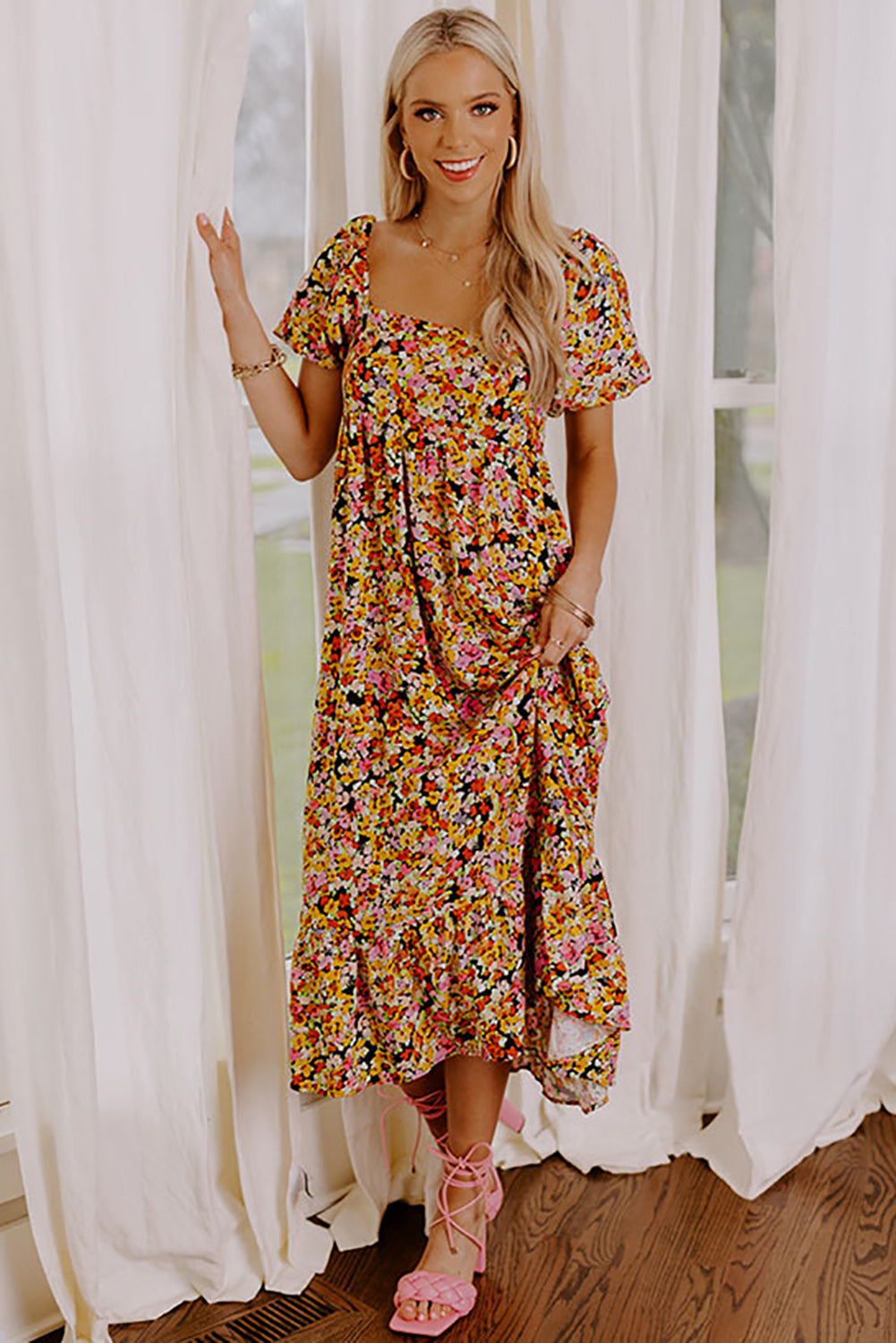 Classic Vintage & Enduringly Stylish Dress