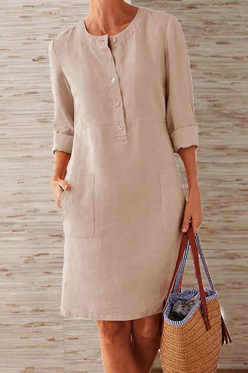 A Vintage Style Dress with Delicate Timeless Details