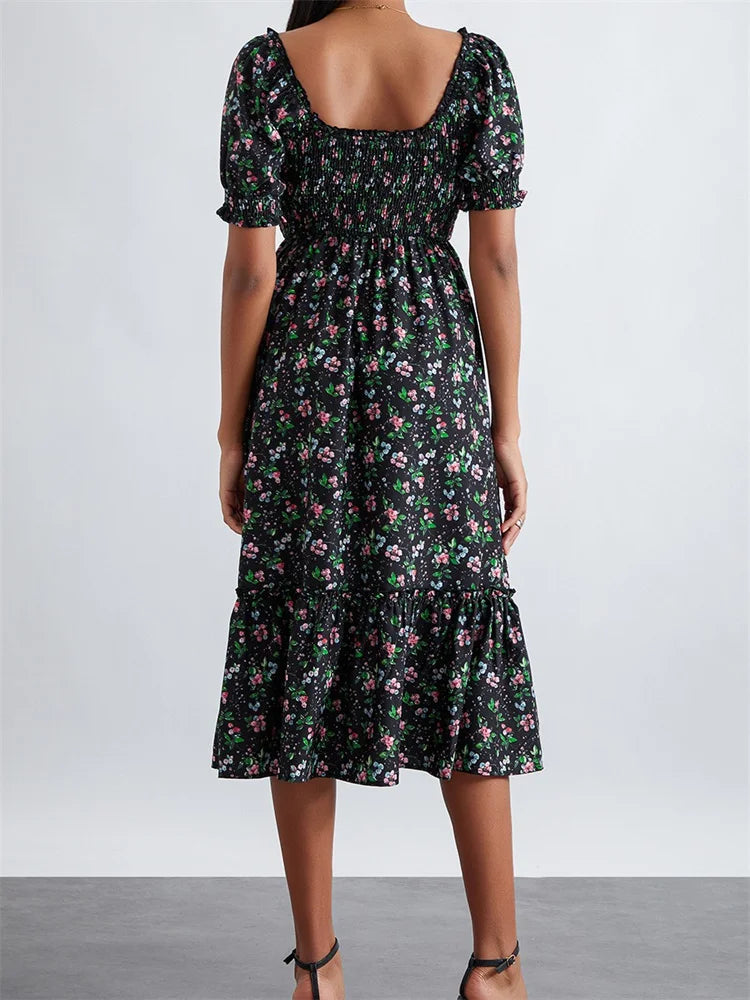 Effortlessly Elegant Dress with a Timeless Design