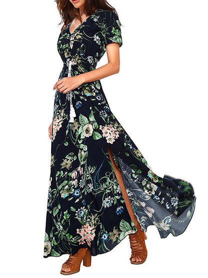 Classic Vintage Dress with a Flattering Fit