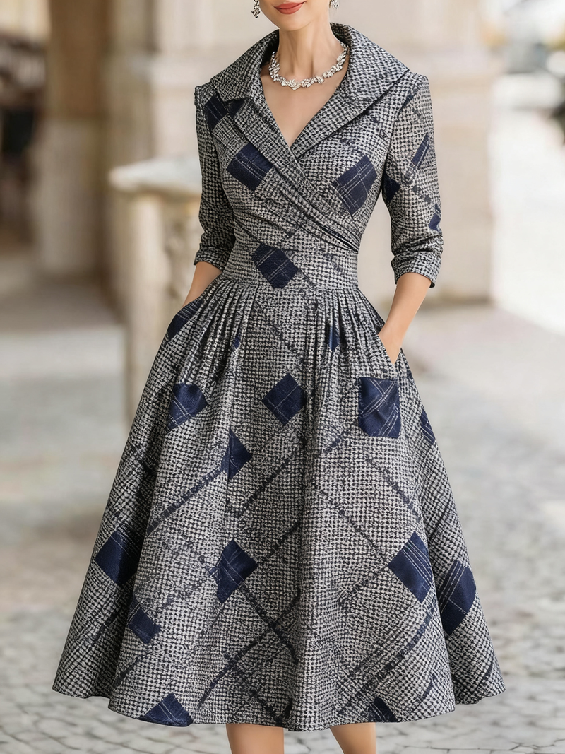 Well Tailored Dress with a Graceful Silhouette