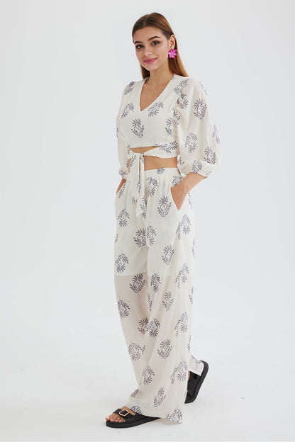 Polished Pants with an Effortless Classic Look