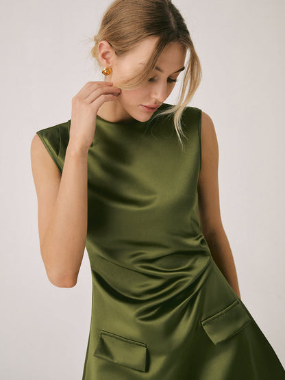 Polished Dress with an Effortless Classic Look
