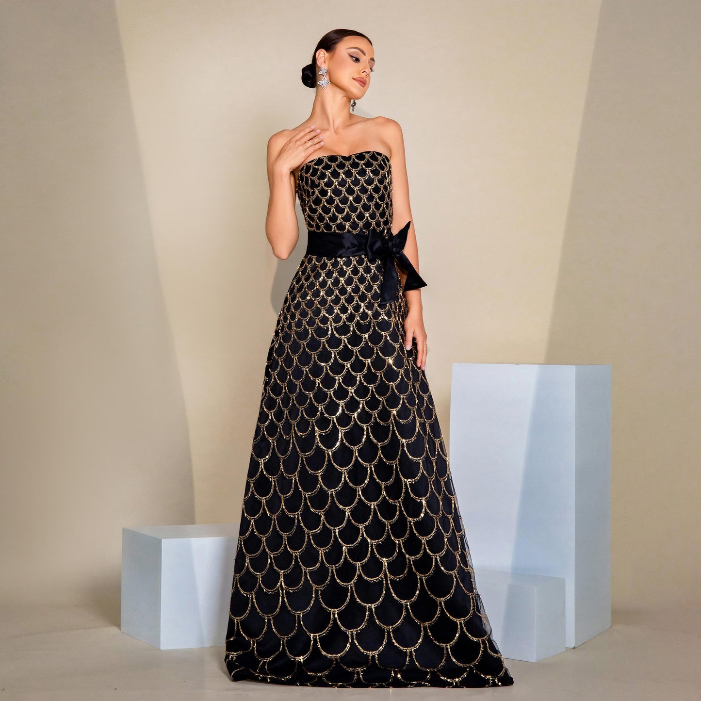 Sophisticated Dress with a Clean Classic Look