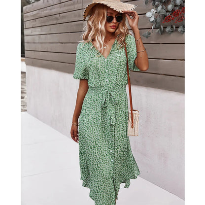 Gracefully Styled Dress for Any Occasion