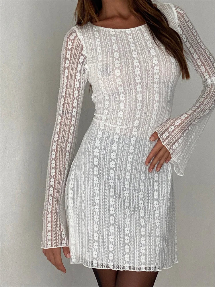 Beautifully Finished Dress in a Timeless Design