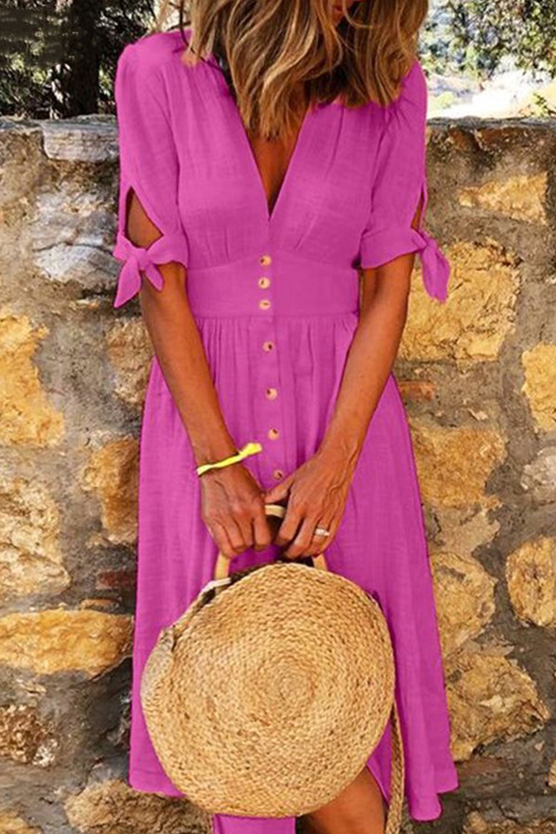 Beautifully Finished Dress in a Timeless Design