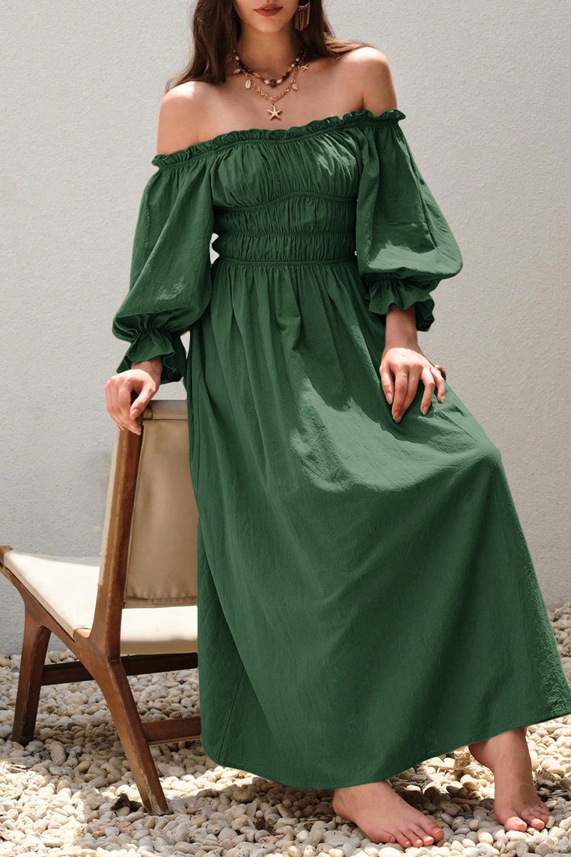 Well Tailored Dress with a Graceful Silhouette