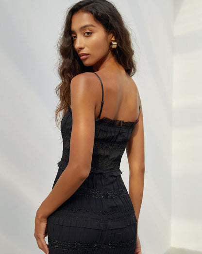 Polished Dress with an Effortless Classic Look