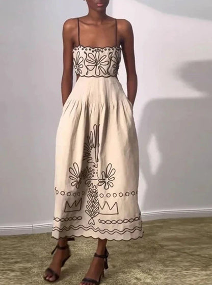 Sophisticated Dress with a Clean Classic Look