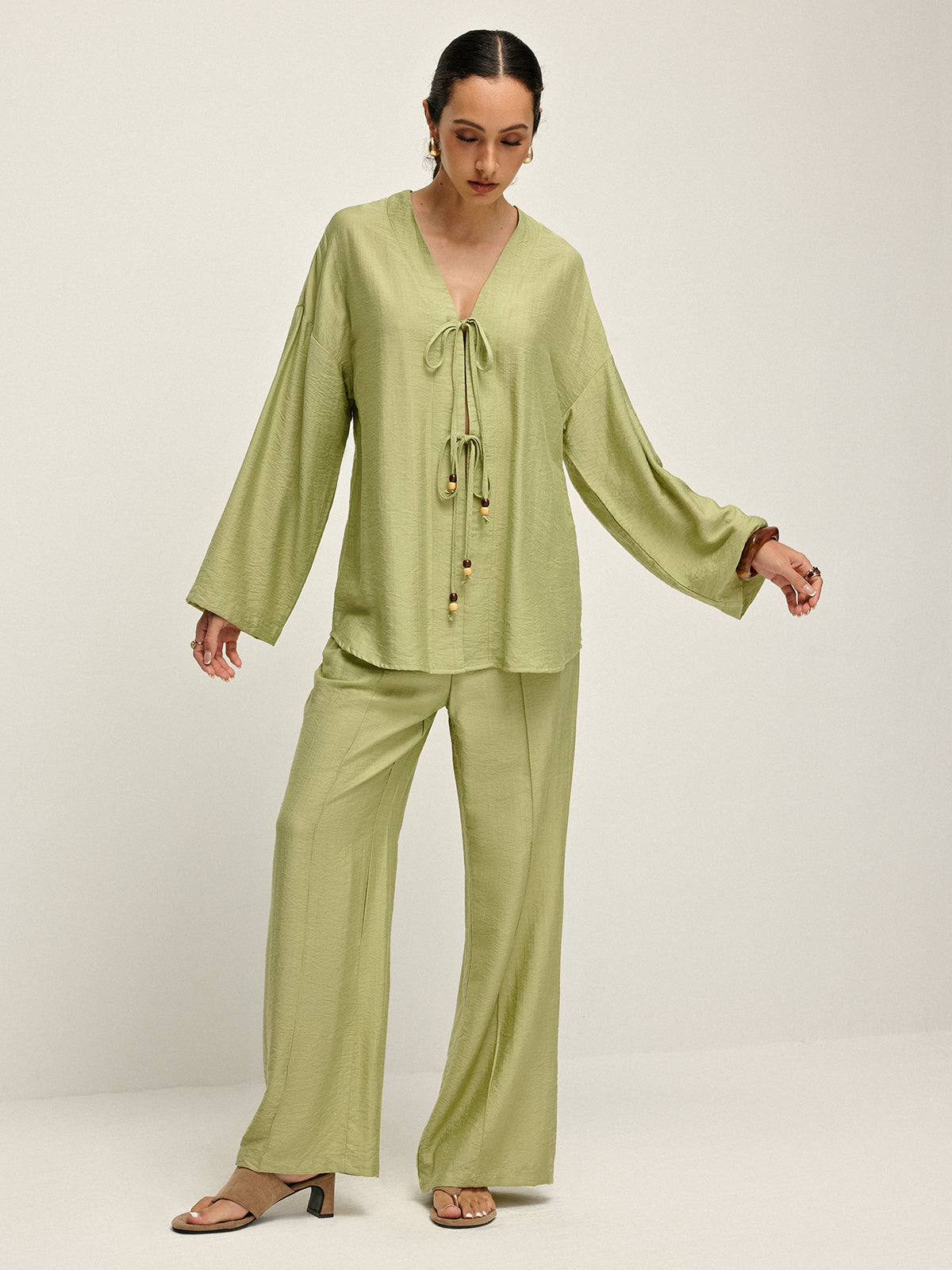 Gracefully Styled Pants for Any Occasion
