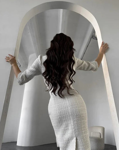 Effortlessly Elegant Dress with a Timeless Design