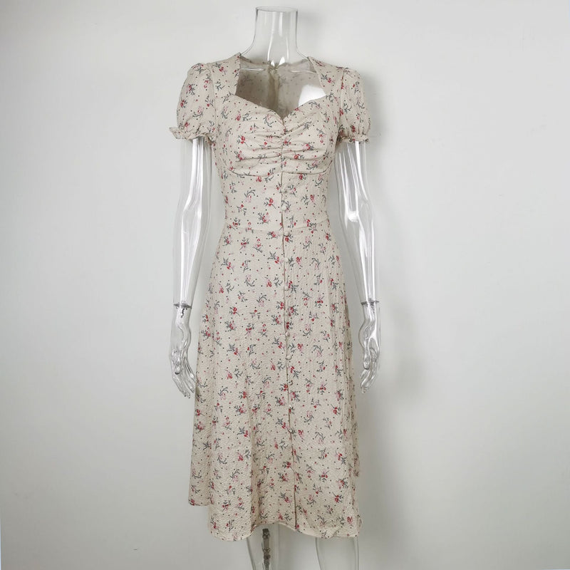 Well Tailored Dress with a Graceful Silhouette