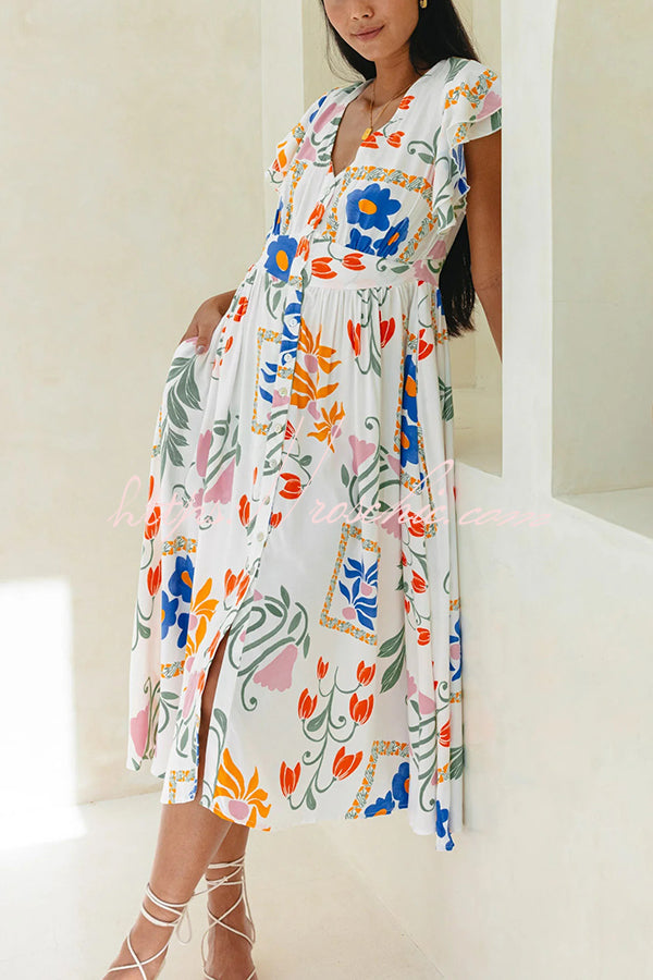 Beautifully Finished Dress in a Timeless Design