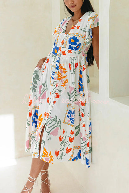 Beautifully Finished Dress in a Timeless Design