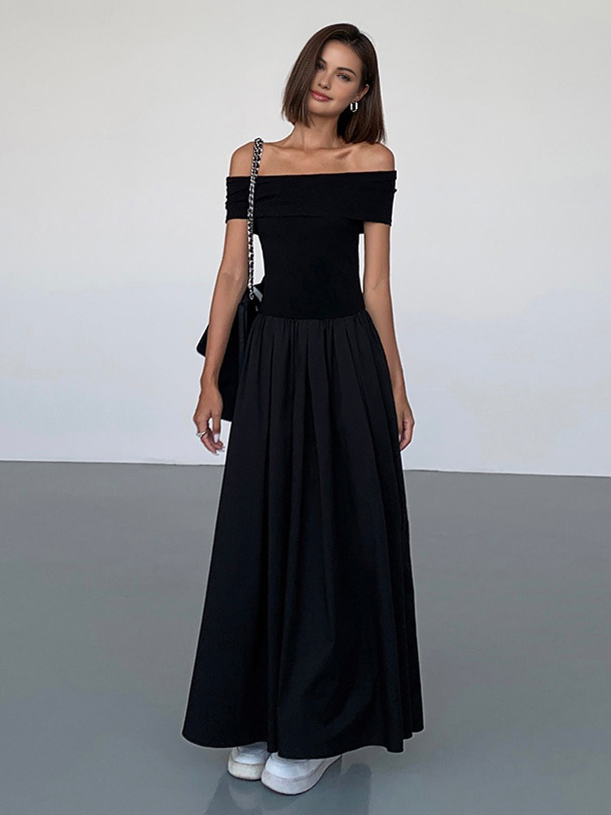Polished Dress with an Effortless Classic Look