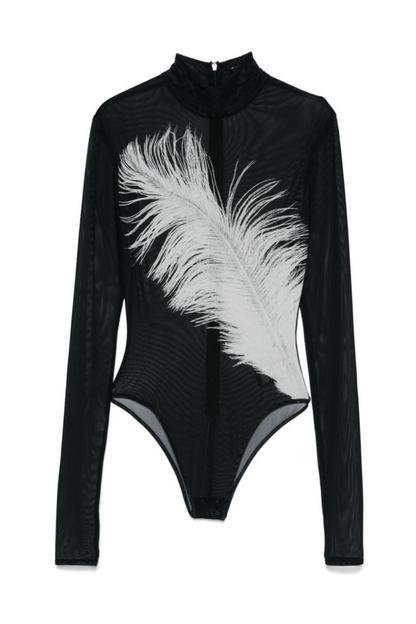 Well Tailored Garment with a Graceful Silhouette