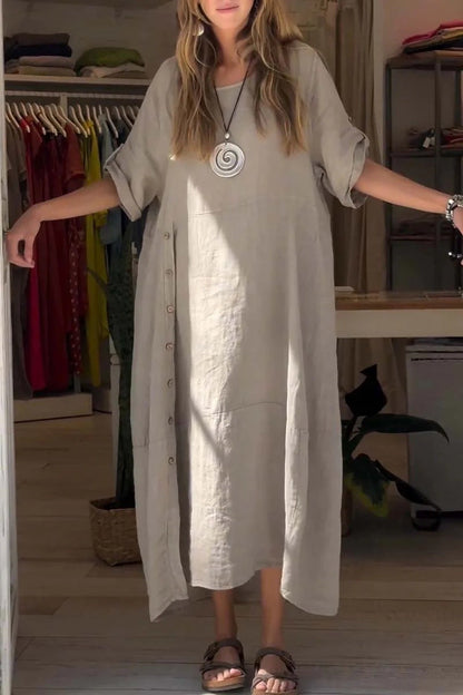 Effortlessly Elegant Dress with a Timeless Design