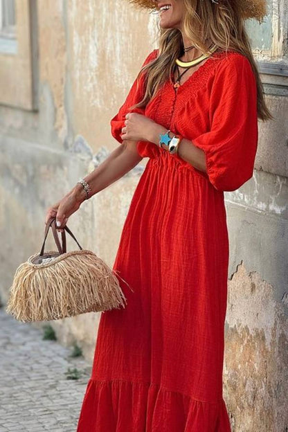 Gracefully Styled Dress for Any Occasion