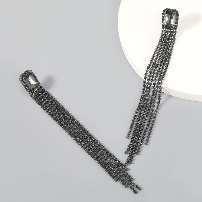Classic Earring with Timeless Appeal