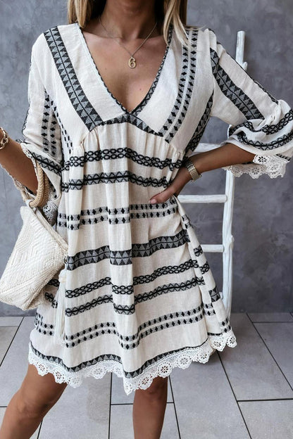Sophisticated Dress with a Clean Classic Look