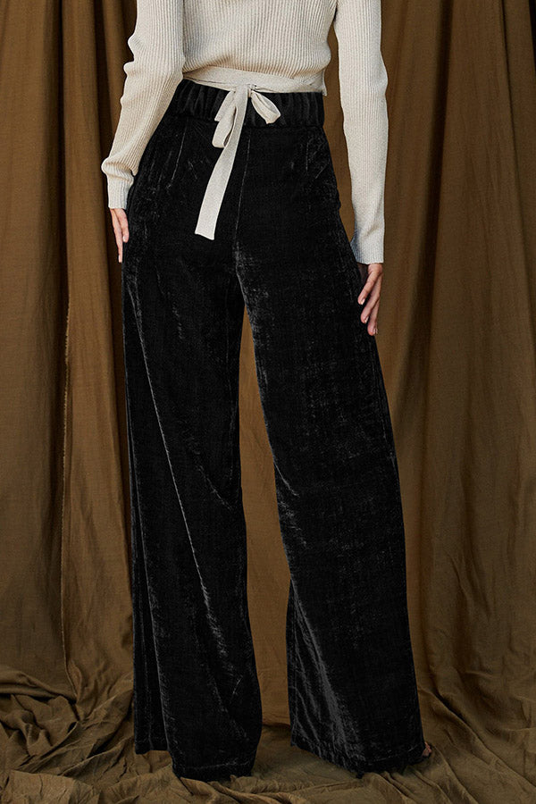 Well Tailored Pants with a Graceful Silhouette