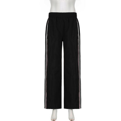 Elegantly Styled Pants for Everyday Wear