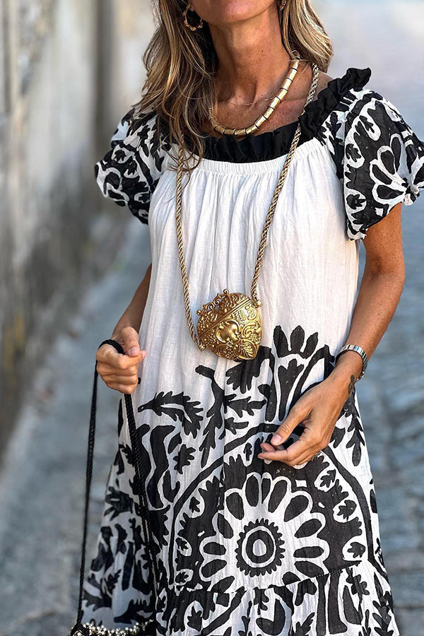 Effortlessly Elegant Dress with a Timeless Design