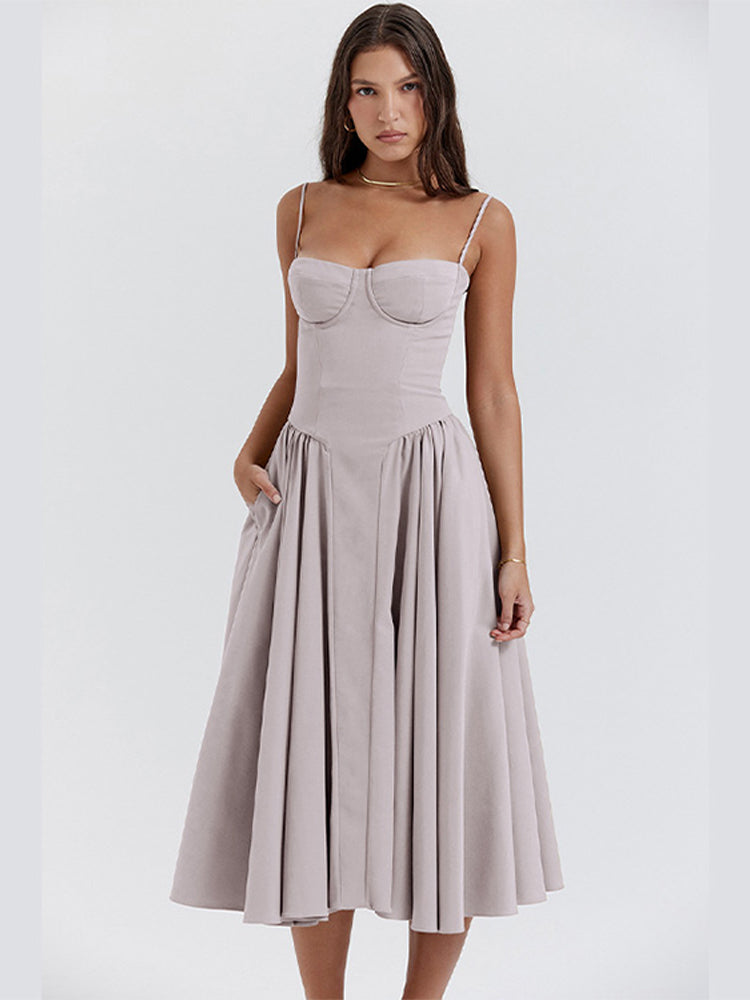 Beautifully Crafted Dress in a Classic Style