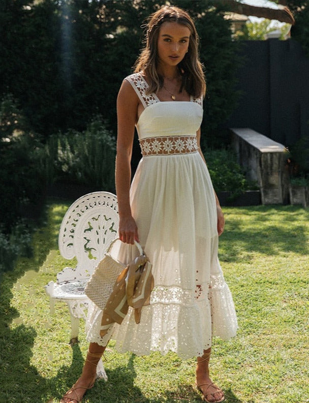 Sophisticated Dress with a Clean Classic Look