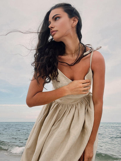Effortlessly Elegant Dress with a Timeless Design