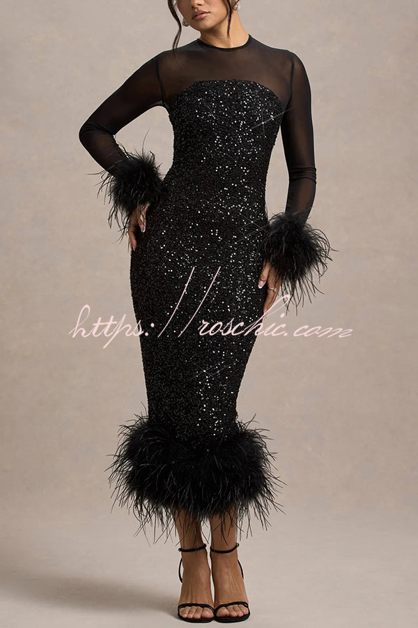 Beautifully Finished Dress in a Timeless Design
