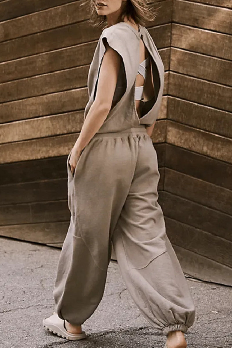 Sophisticated Garment with a Clean Classic Look