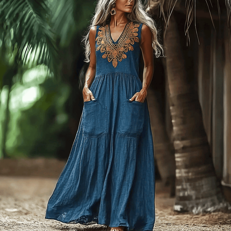 Classic Vintage Dress with a Flattering Fit