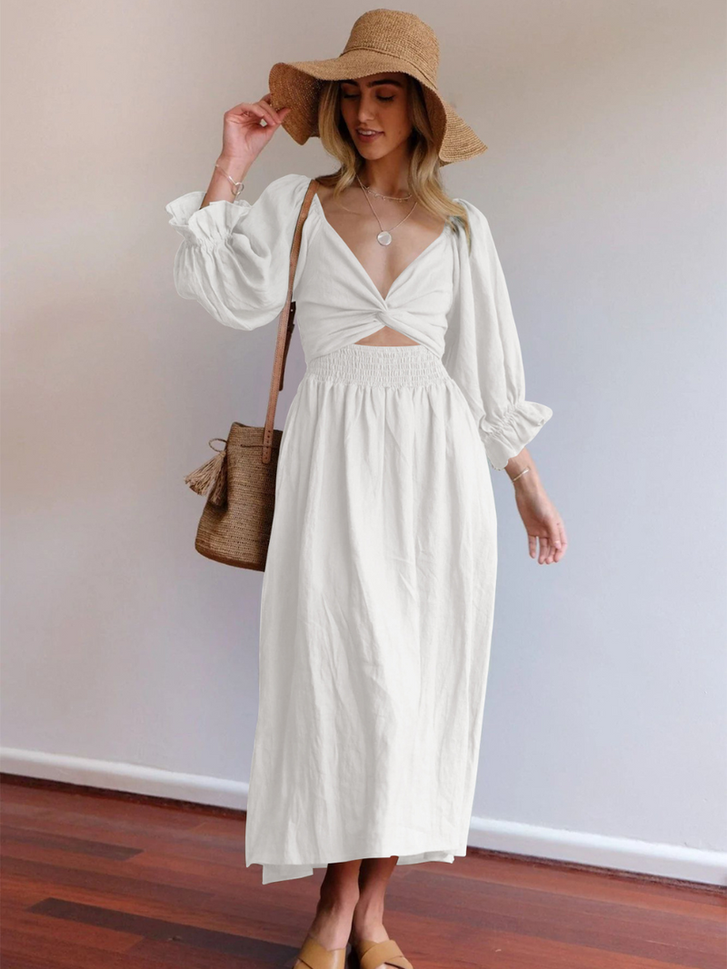 Beautifully Finished Dress in a Timeless Design
