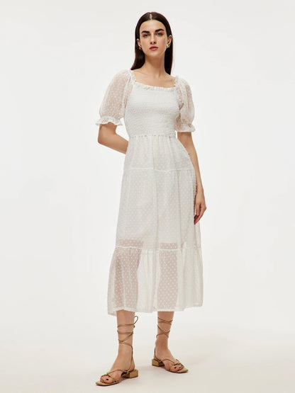 Beautifully Finished Dress in a Timeless Design