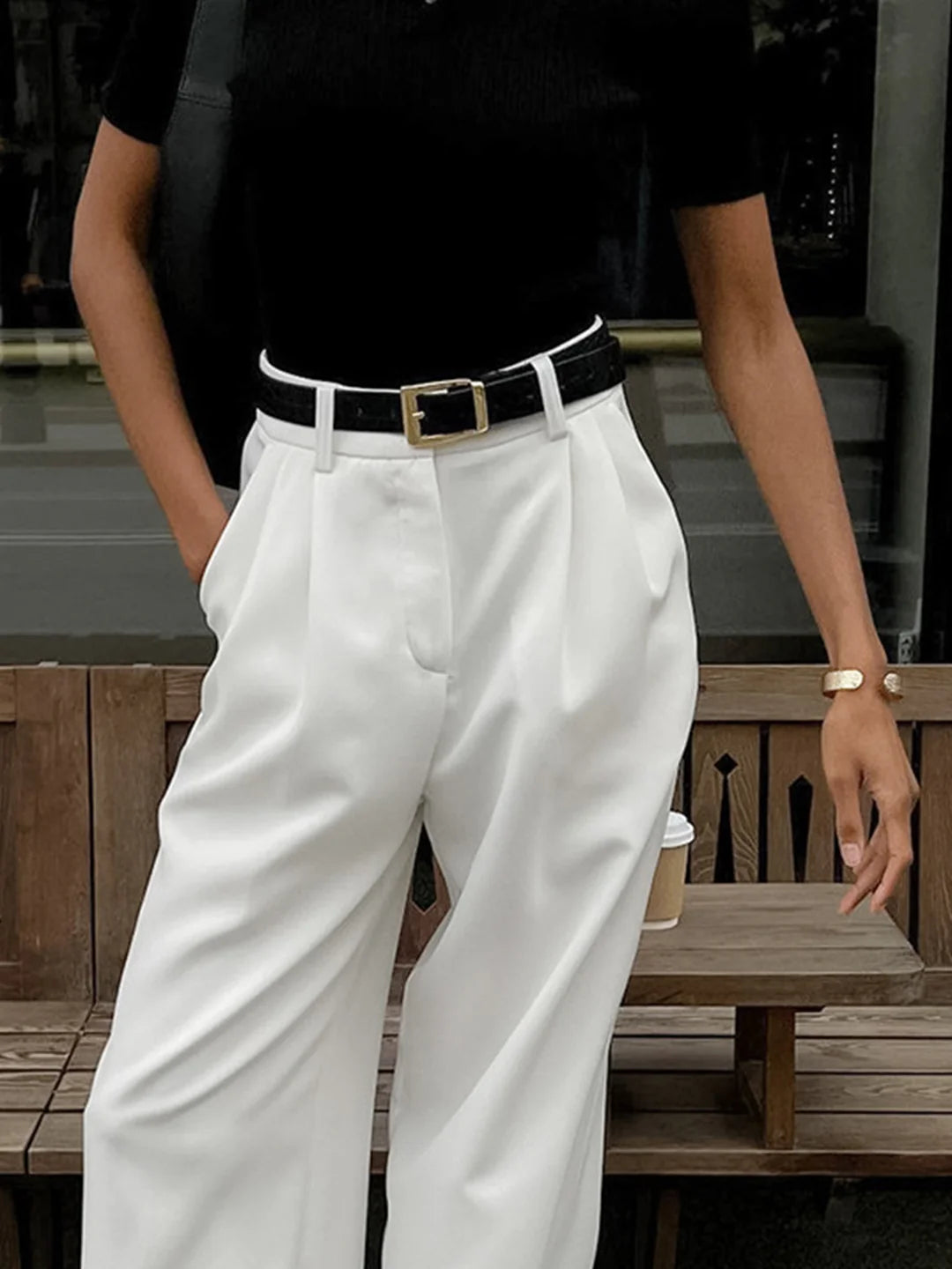 Beautifully Finished Pants in a Timeless Design