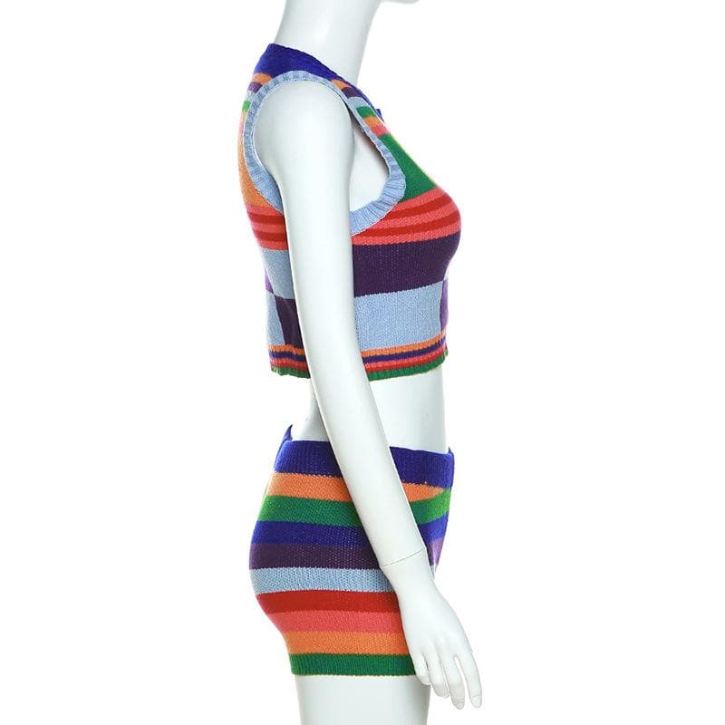 Well Tailored Garment with a Graceful Silhouette
