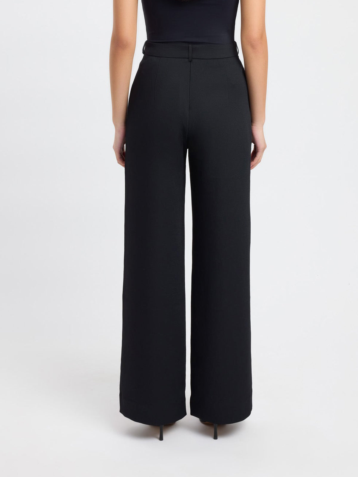 Classic Vintage Pants with a Flattering Fit