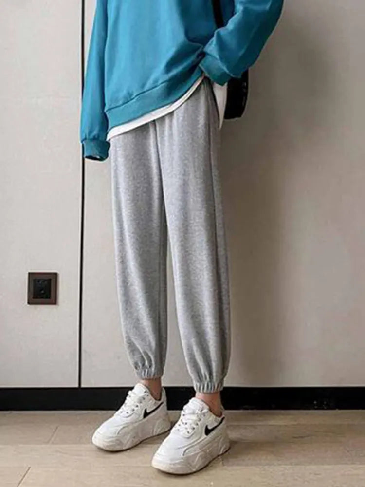 Polished Pants with an Effortless Classic Look