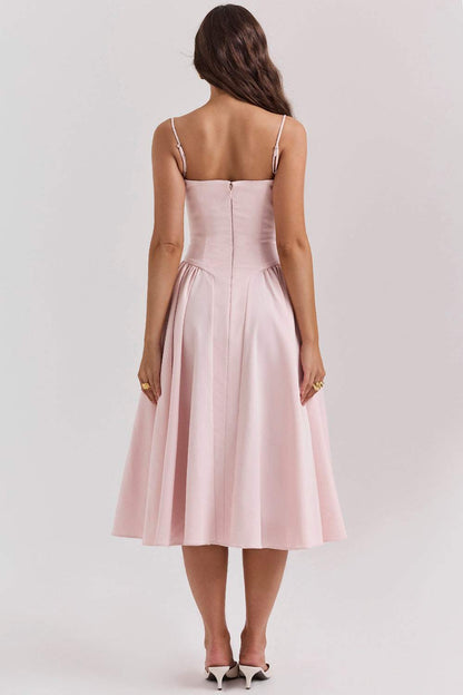 Polished Dress with an Effortless Classic Look