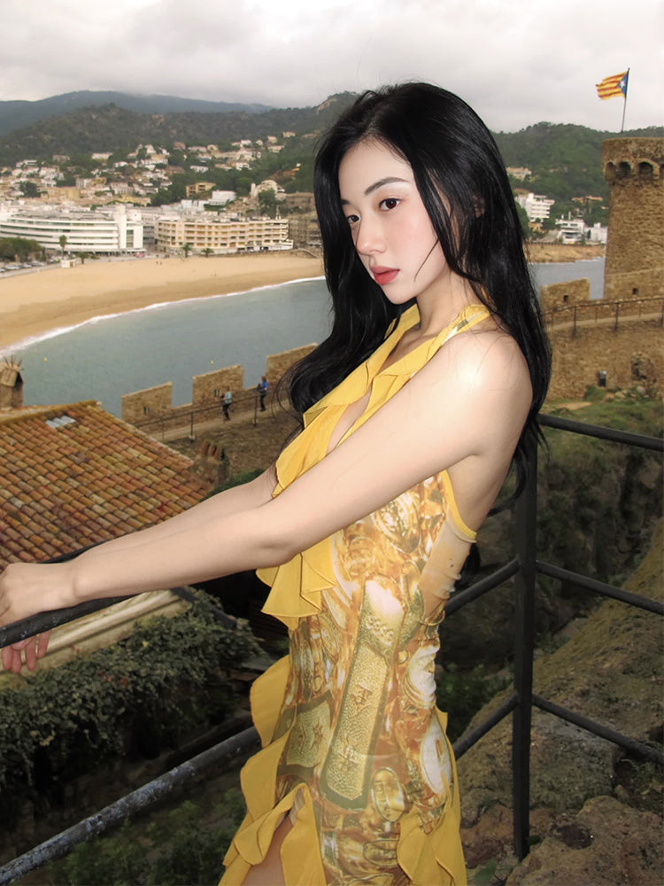 Classic Vintage & Enduringly Stylish Dress