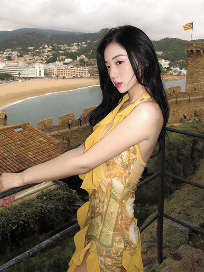 Classic Vintage & Enduringly Stylish Dress