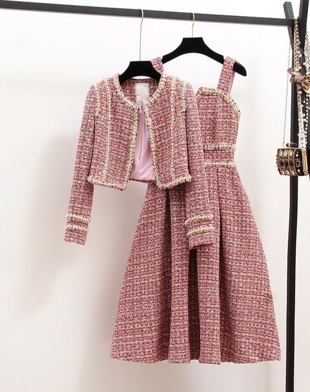 Gracefully Styled Jacket for Any Occasion