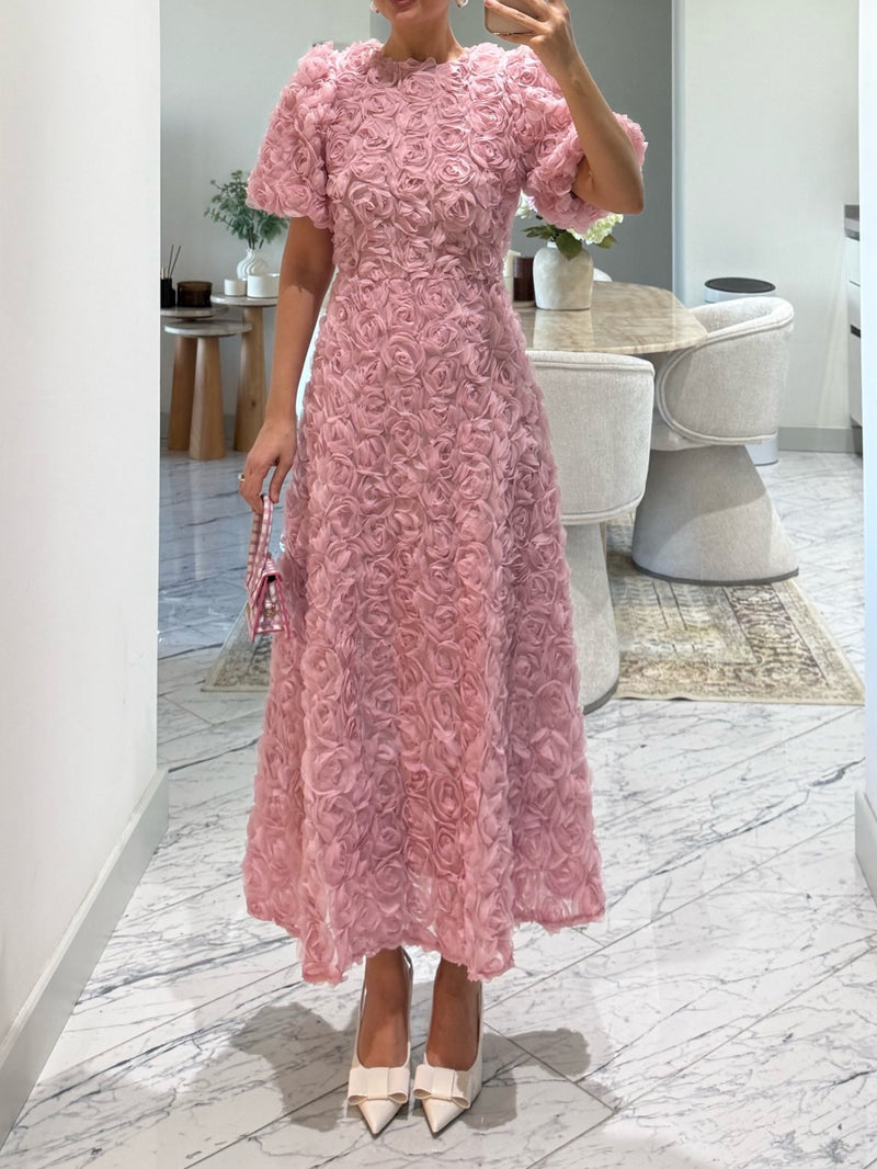 Polished Dress with an Effortless Classic Look