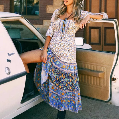 Classic Vintage & Enduringly Stylish Dress