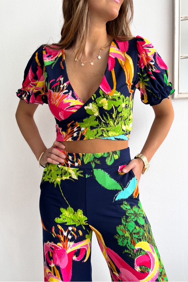 Classic Vintage Pants with a Flattering Fit