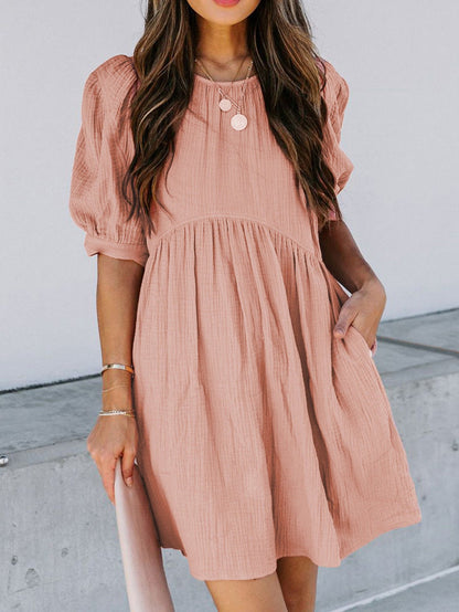 Beautifully Finished Dress in a Timeless Design